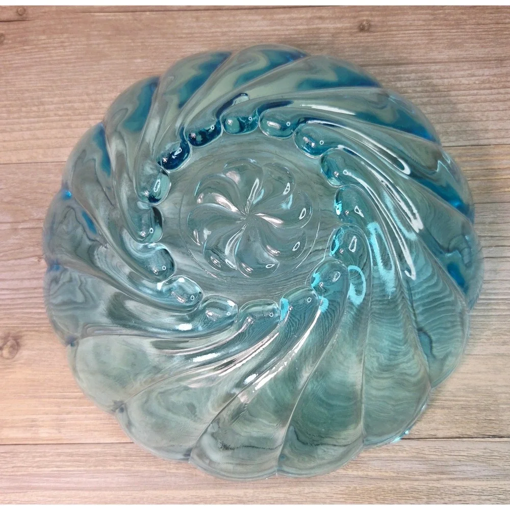 Hazel Atlas Capri Blue Glass Bowl Vintage Mid Century Swirl Scalloped‎ 9